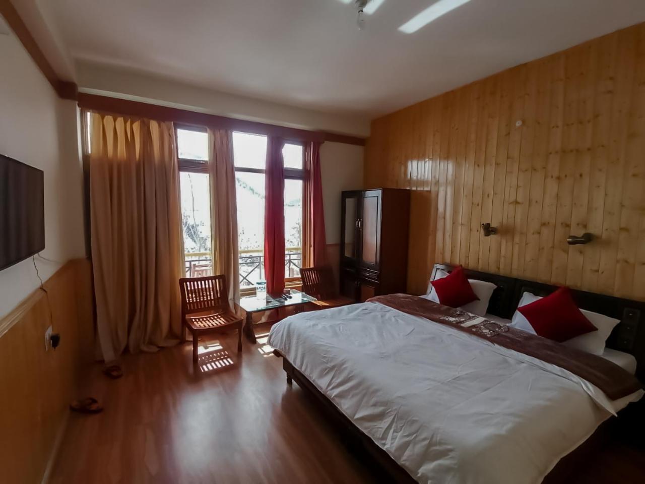 Hotel New Gyespa Kyelang Bagian luar foto